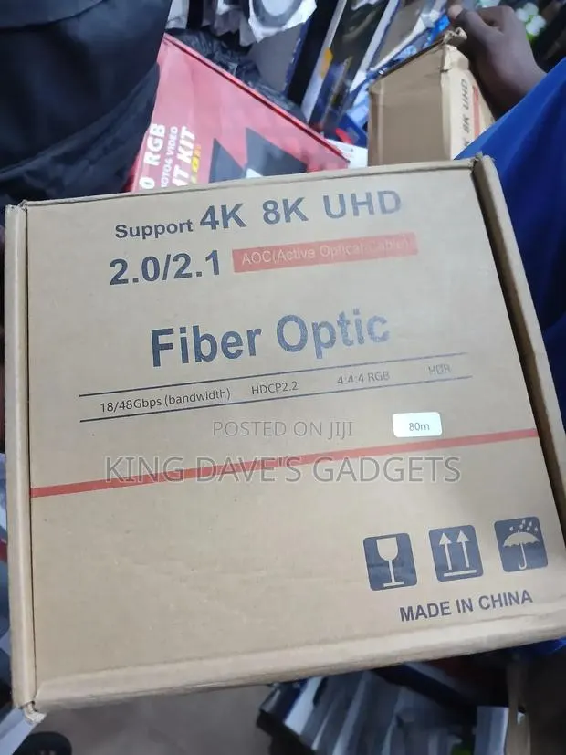 80-Meter Fiber Optic Hdmi to Hdmi Cable · Photo 1