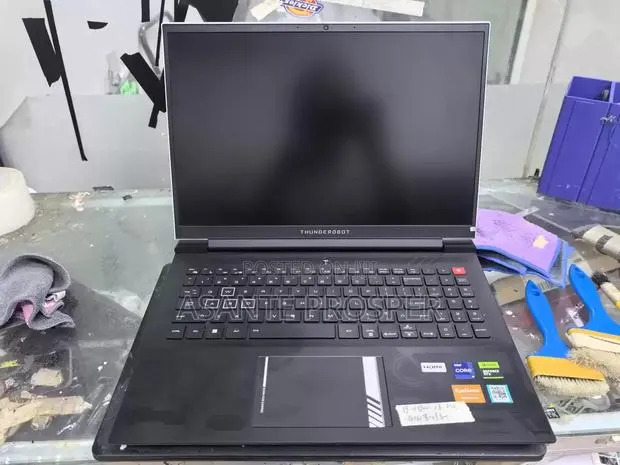 Laptop 16GB Intel Core i9 SSD 1T · Photo 1