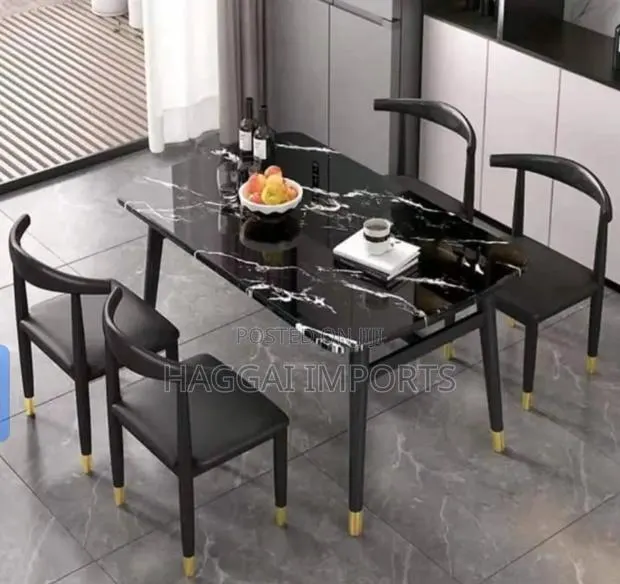 Dining Table With 4 Chairs · Photo 1