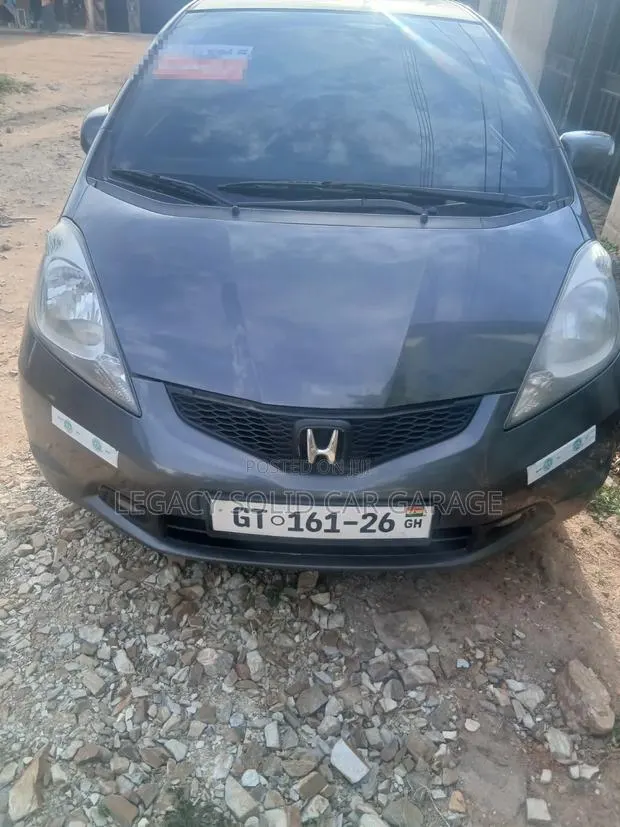 Honda Fit 2013 Gray · Photo 1