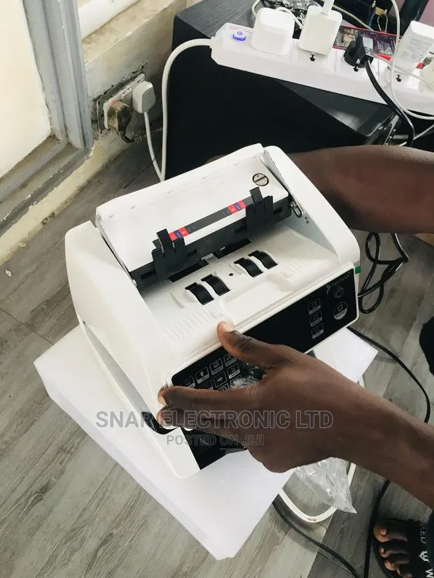 Original Mix Value Multi Currency Counting Machines · Photo 1