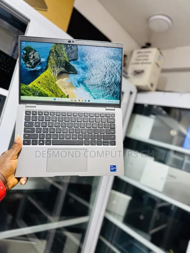 Laptop Dell Latitude 5420 16GB Intel Core i7 SSD 256GB · Photo 1