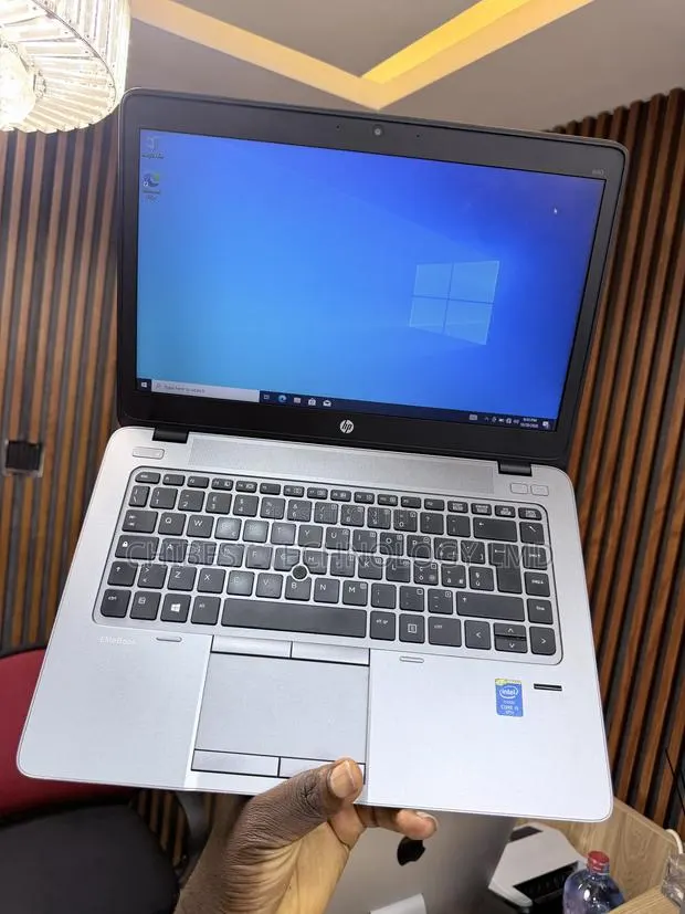 Laptop HP EliteBook 840 G2 8GB Intel Core i5 HDD 500GB · Photo 1