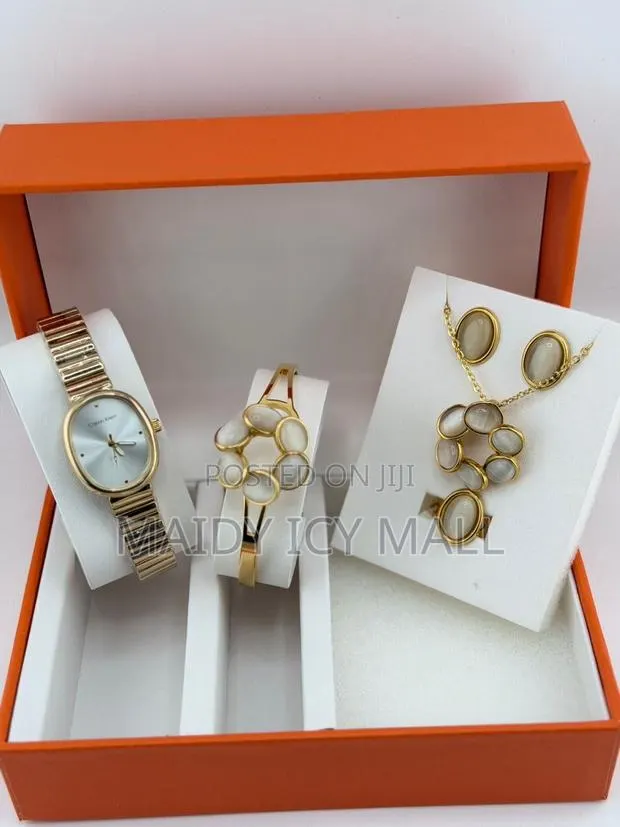 Jewelry Set · Photo 1