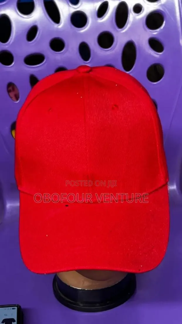 Angel Red Baseball Cap for Every Season · Photo 1