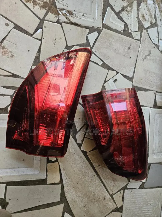 Acura MDX 2016 Taillights Pair Available · Photo 1