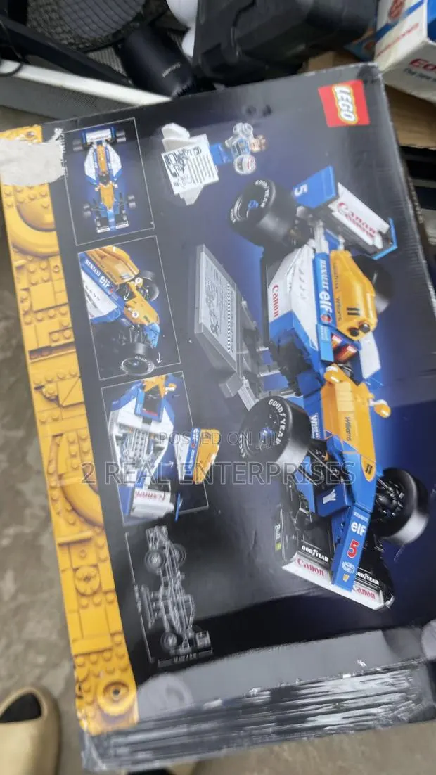 LEGO Icons Williams Racing FW14B and Nigel Mansell 10353 · Photo 2