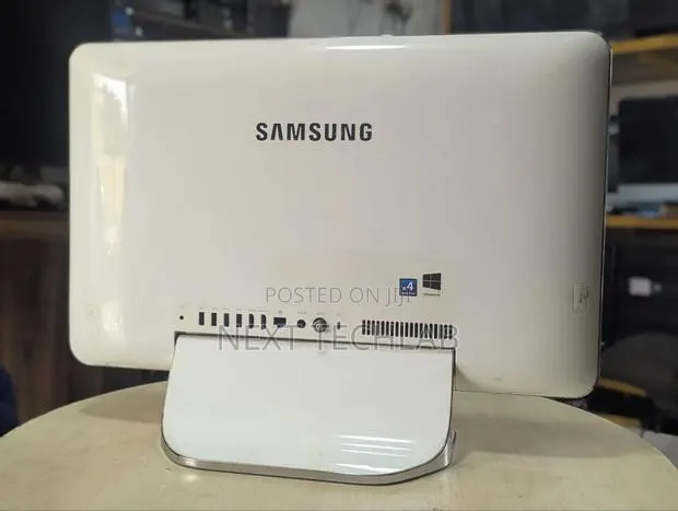 Desktop Computer Samsung 4GB Intel Pentium HDD 500GB · Photo 1