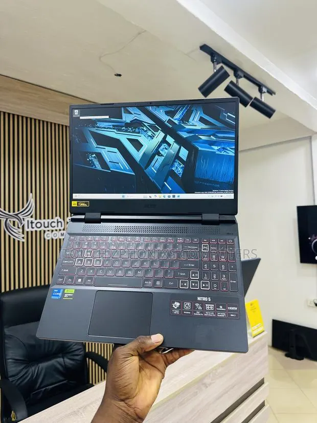 Laptop Acer Nitro 5 16GB Intel Core i7 SSD 1T · Photo 1