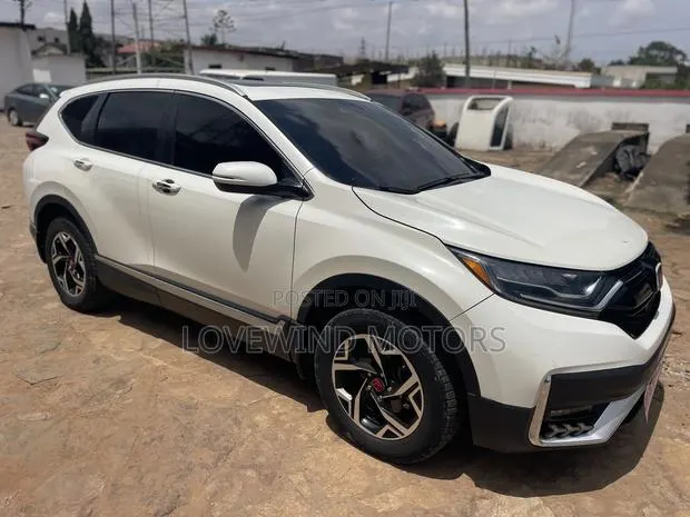 Honda CR-V 2021 White · Photo 1