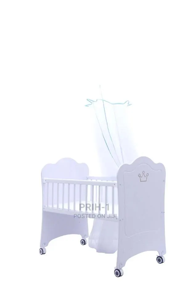Baby Crib or Bed · Photo 1