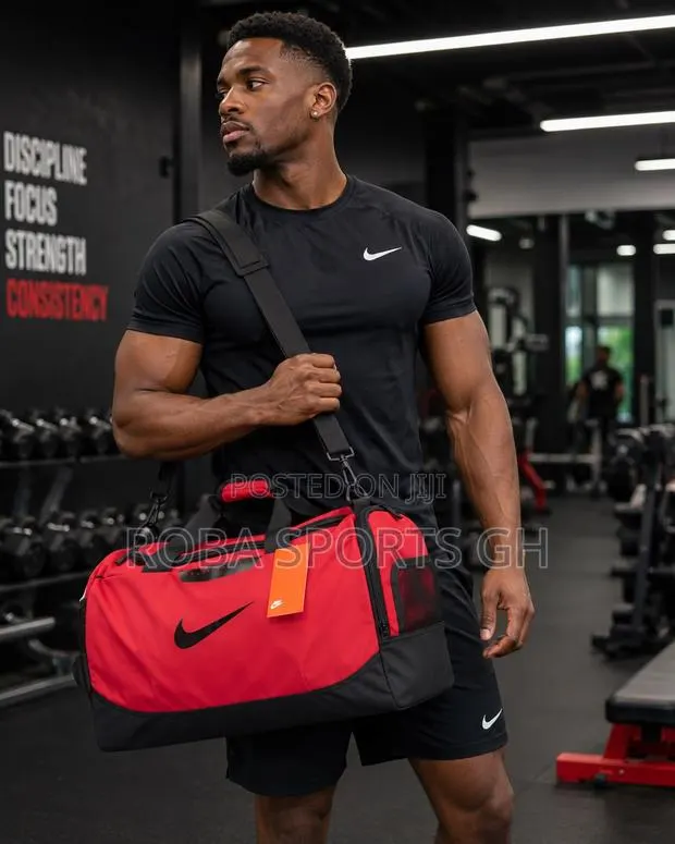 Nike Brasilia Training Duffel Bag · Photo 1