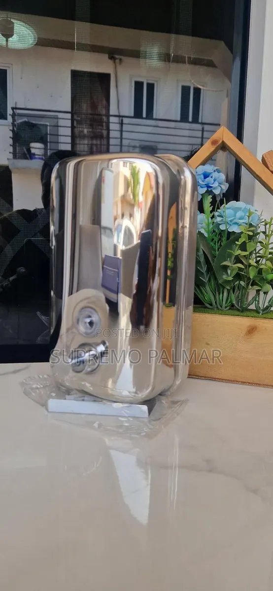 1000ml Stainless Steel Manual Liquid Soap Dispenser · Photo 1