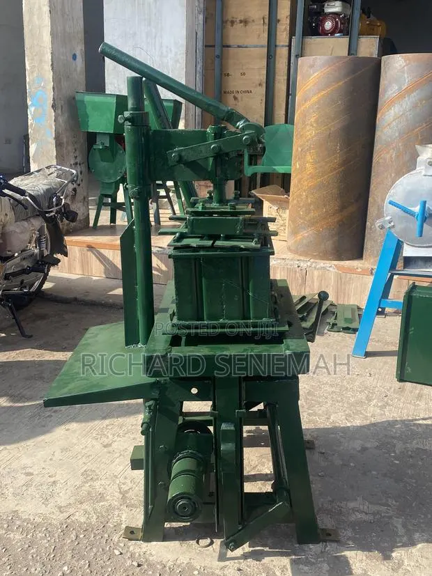 Block Molding Machine · Photo 1