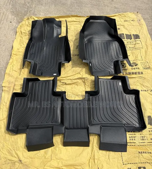 Toyota Highlander 5D Floor Mat 2019-2025 · Photo 1