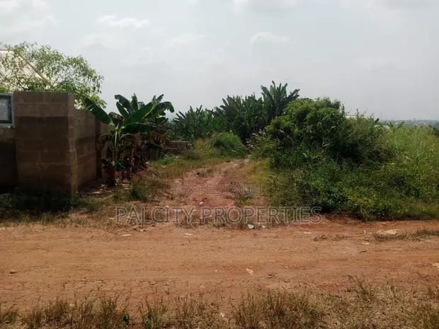1 Plot for Sale in Abuakwa Nkawie · Photo 1