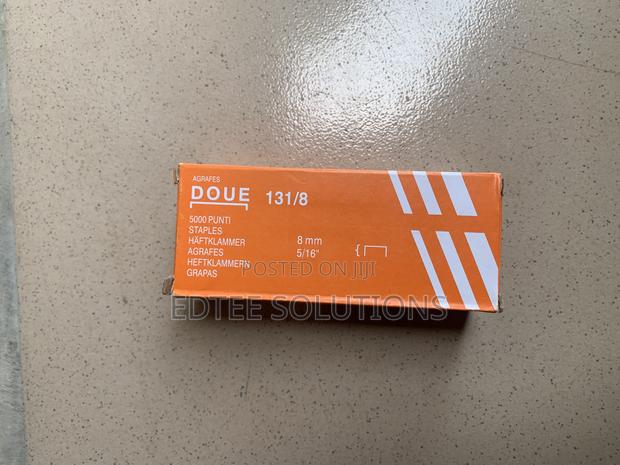 5000pcs 8mm High Quality Staples For Heavy Duty Gun Tacker · Photo 2