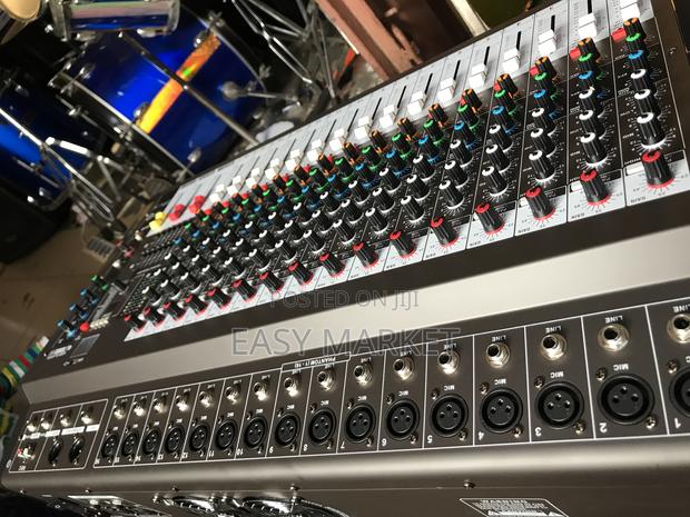 16 Channels Yamaha Mixer Amp · Photo 1