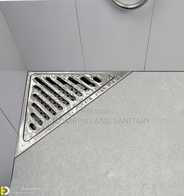 Corner Floor Drain_metal Floor Drain · Photo 1