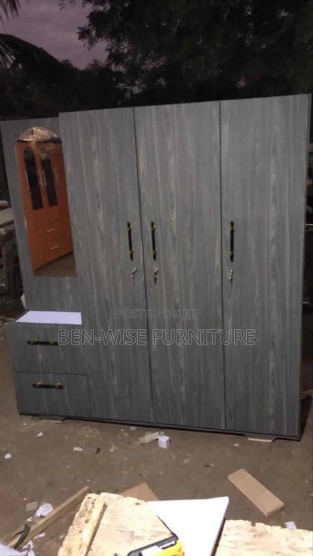 Quality Wardrobe With Dresser · Photo 1