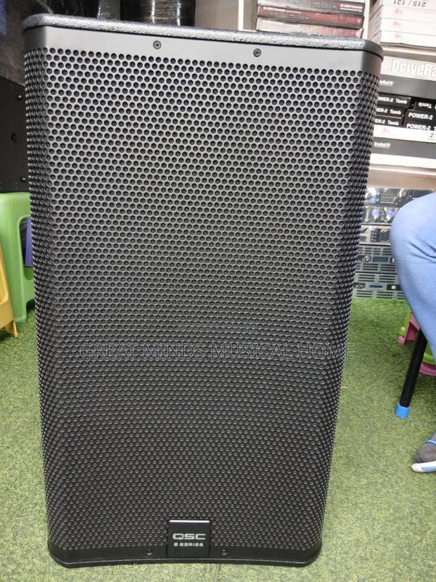 QSC E115 Quality Short Range Speakers (Pair? · Photo 1