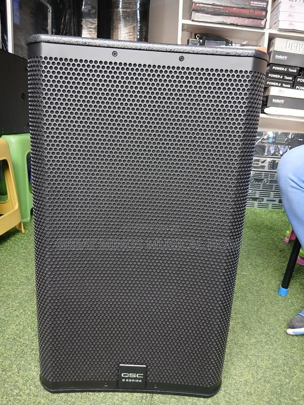 QSC E115 Quality Short Range Speakers (Pair? · Photo 2