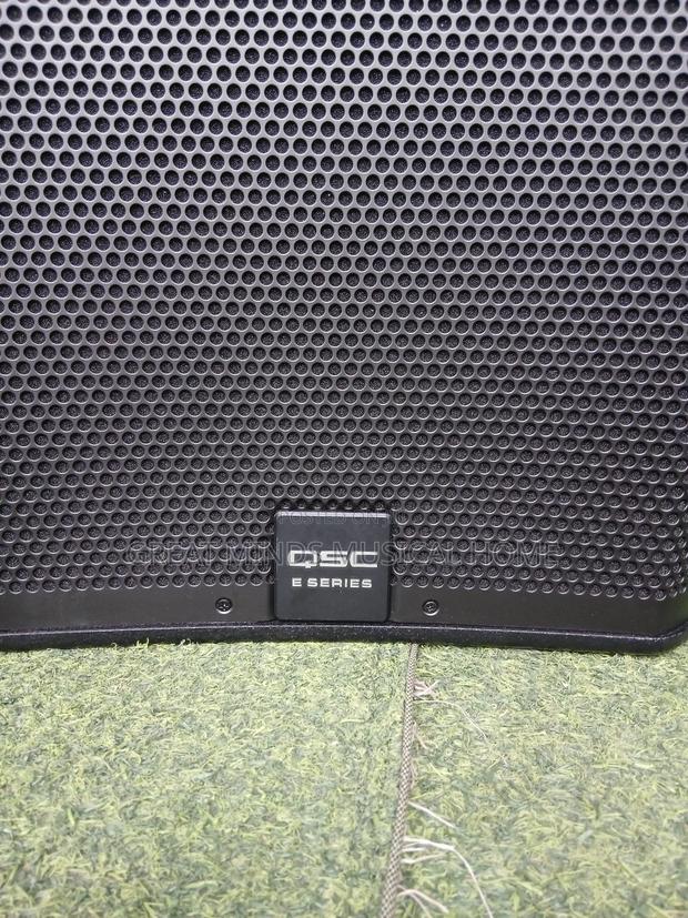 QSC E115 Quality Short Range Speakers (Pair? · Photo 3