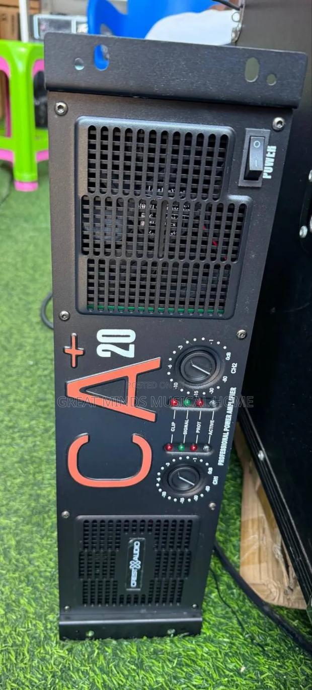 Crest Audio Ca20+ Power Amplifier · Photo 1