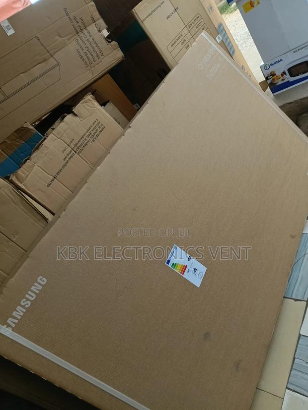 Samsung 75" Smart Uhd Satellite Digital Led Tv · Photo 1