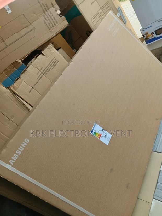 Samsung 75" Smart Uhd Satellite Digital Led Tv · Photo 2