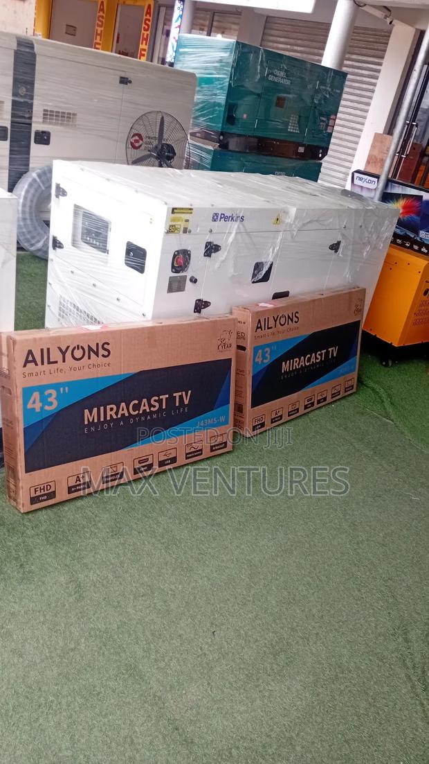Ailyons 43" Digital Satellite Tv (Miracast) Frameless Led Tv Smartlife · Photo 4