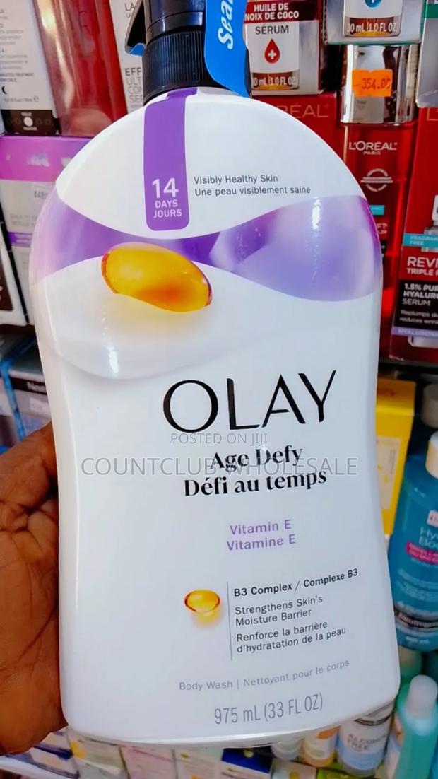 Olay Age Defy Body Wash · Photo 1