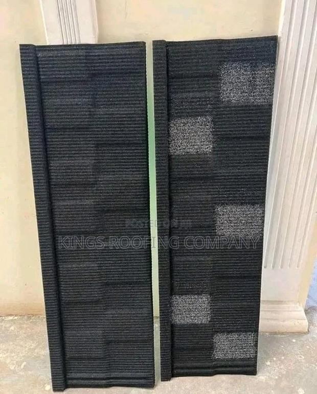 Design Black and Black Shingle Tiles · Photo 1