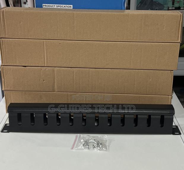 12-Way Cable Management, 12way 19” U1 Metal Cable Manager · Photo 4