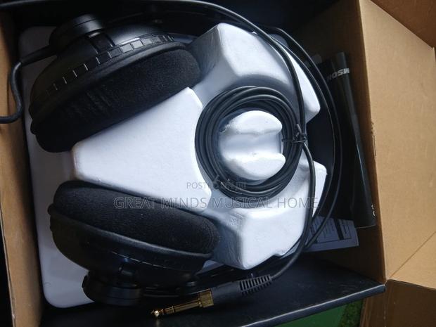 Samson Sr950 Studio Headphones · Photo 2