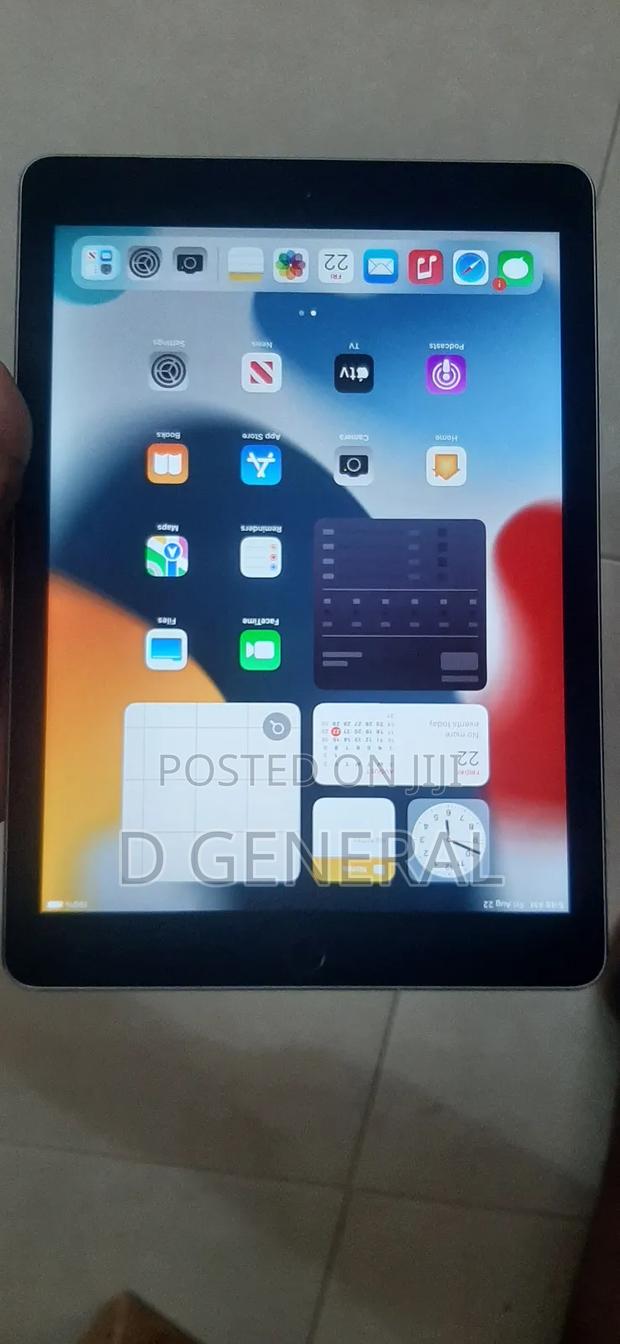 Apple iPad Air 2 64 GB Silver · Photo 1