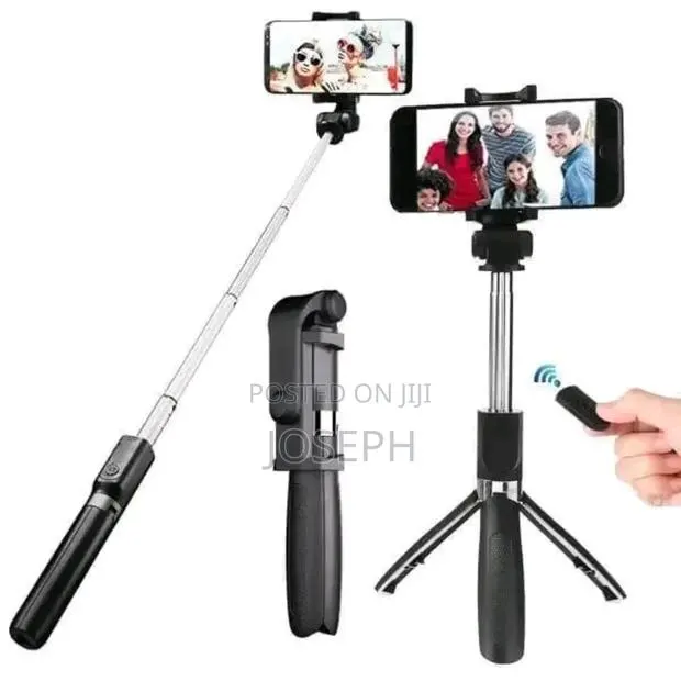 Selfie Stick With Light · Photo 1