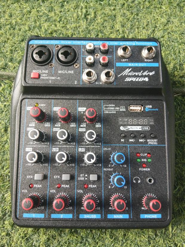 Microverb Speed 4 Mixing Console · Photo 1