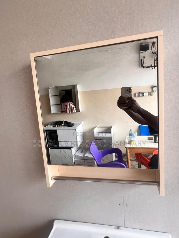 Cream Cabinet Basin With Mirror_50cm_cabinet Basin · Photo 4