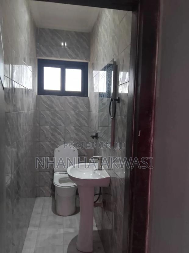 2bdrm Apartment in Lashibi Mf, Tema Metropolitan for rent · Photo 4