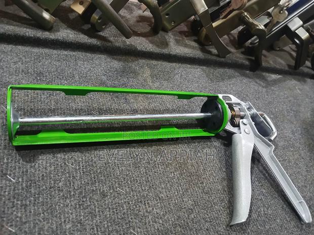 Metal Silicon Gun · Photo 2