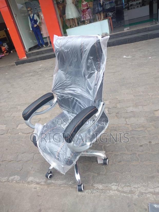 Quality Office Swivel Chair · Photo 3