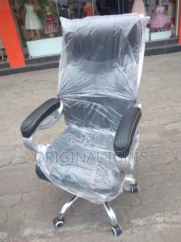Quality Office Swivel Chair · Photo 2