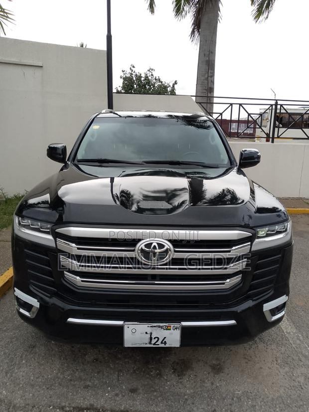 Land Cruiser V8 Rentals · Photo 1