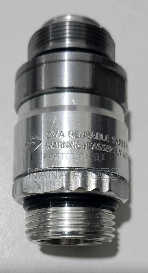 1" Inche Male Zva Break Away · Photo 1