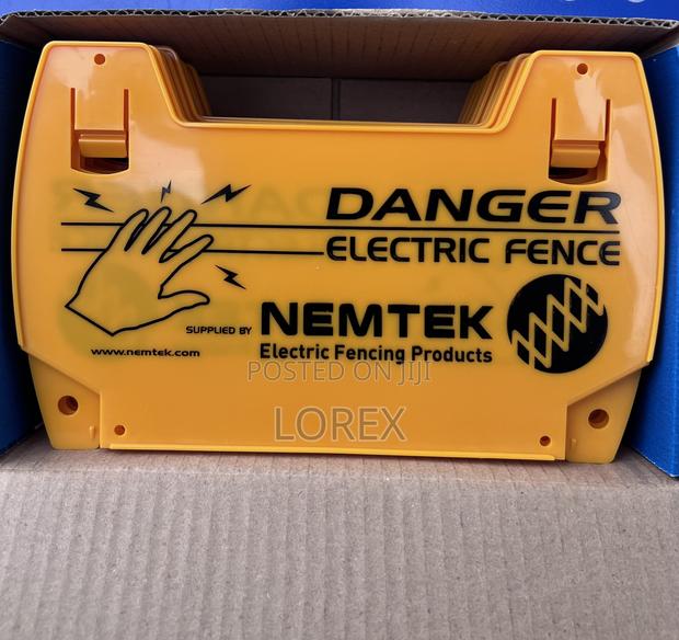 Nemtek Warning Sign · Photo 2