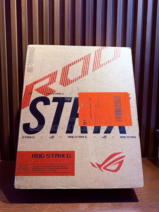New Laptop Asus ROG Strix G16 G614 16GB AMD Ryzen 9 SSD 1T · Photo 1