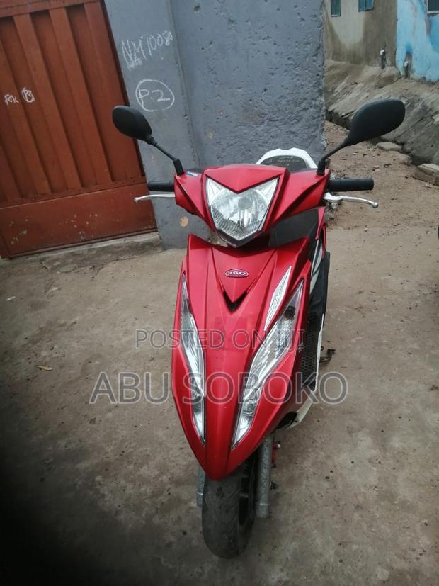 Piaggio Scooter 2022 Red · Photo 1