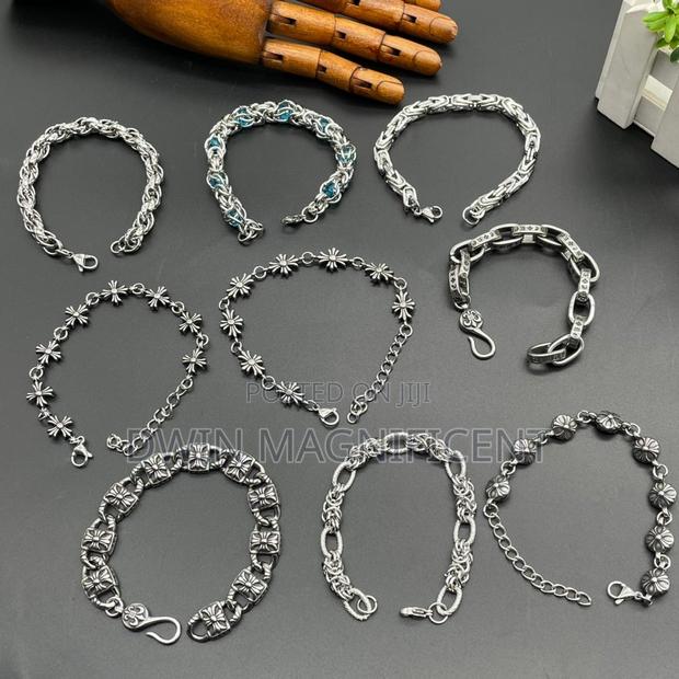 Stainless Designer Wrist Chains/ Bracelet · Photo 3