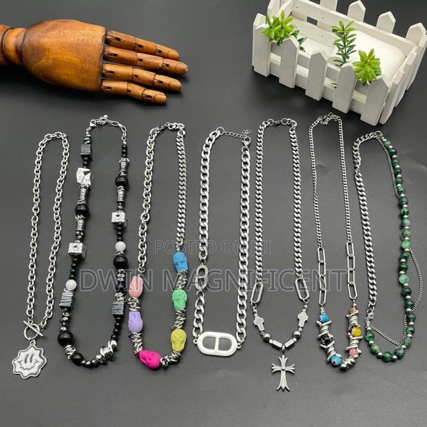 Vintage Hiphop Chains · Photo 2